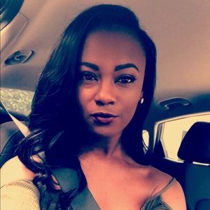 Meet your Posher, Gabrielle